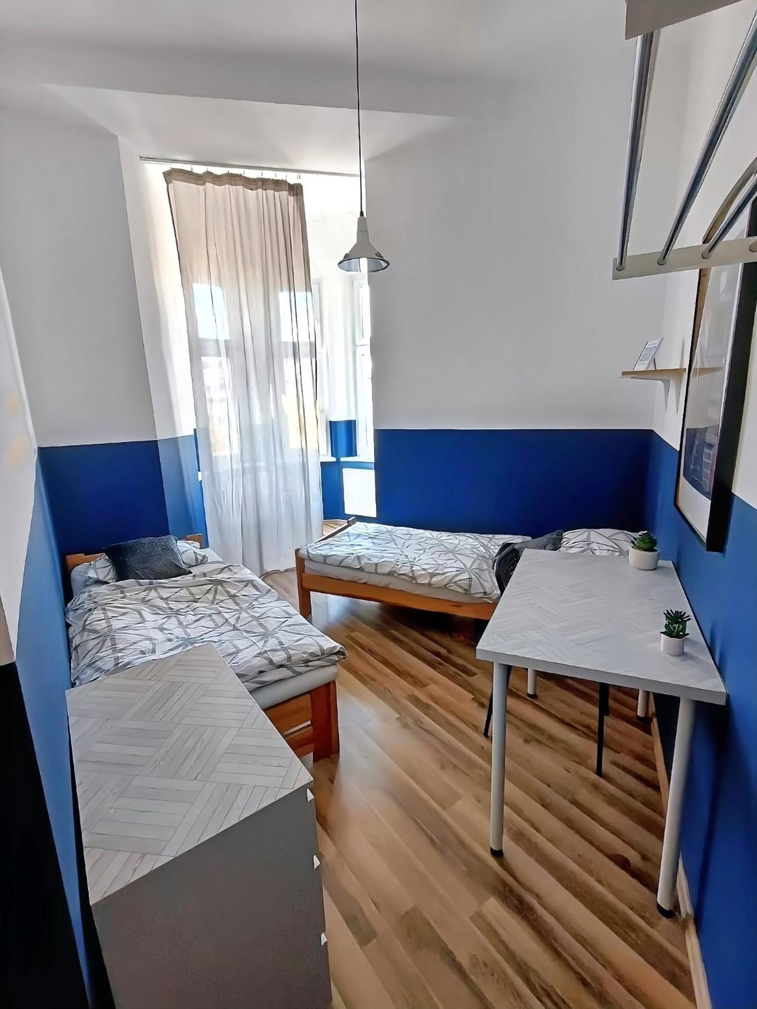 קטוביץ Mickiewicza Hostel מראה חיצוני תמונה